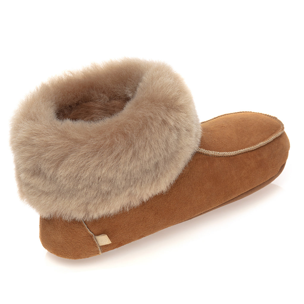 Aster Sheepskin Slippers - Chestnut | CIORA SCOTLAND