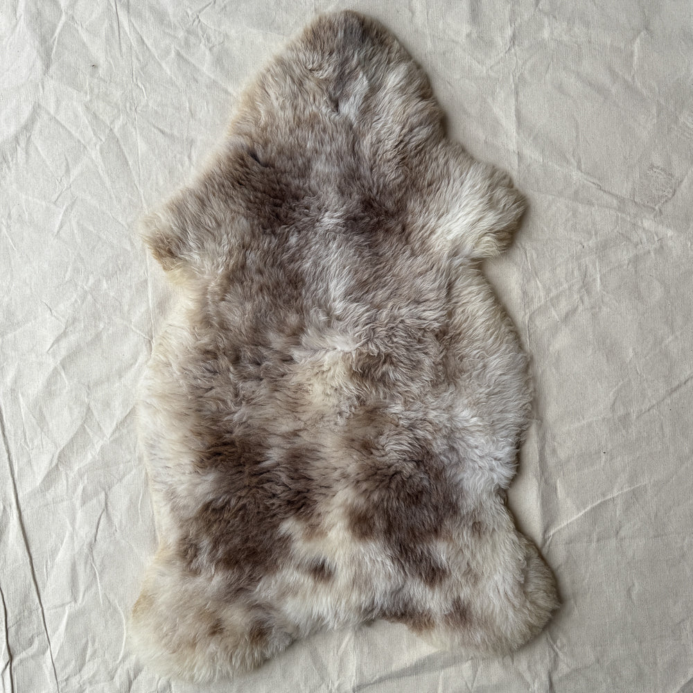 Natural Rare-Breed Sheepskin - Unique Colour Pattern (33)