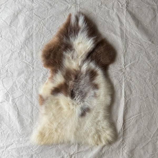 Jacob Natural Rare-Breed Sheepskin - Cream and Light Auburn - CIORA ...
