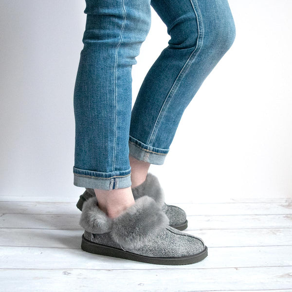 Gael Sheepskin Slippers - Grey Distressed Leather