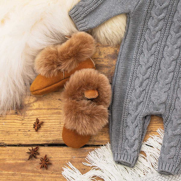 Barra Hand-Stitched Sheepskin Baby Booties - Honey