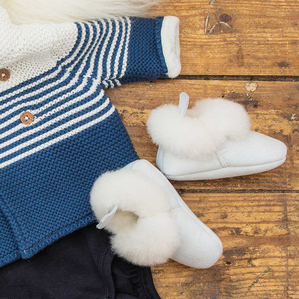 Barra Hand-Stitched Sheepskin Baby Booties - White