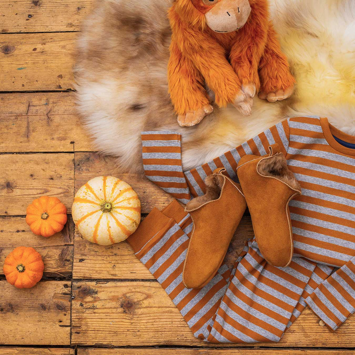 Kids Berit Sheepskin Slippers - Chestnut